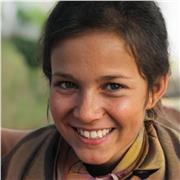 Professeur d'Espagnol à Cagnes-sur-Mer, Favorisant la Compréhension et l'Apprentissage de la Langue avec Bienveillance et Dévouement